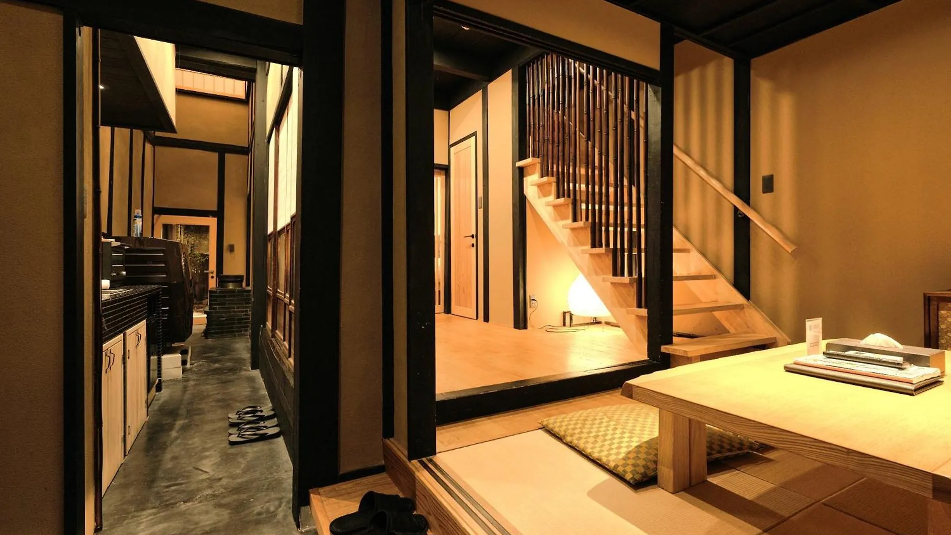 京都市Tsumugi Hachijominamotochoアパートメント