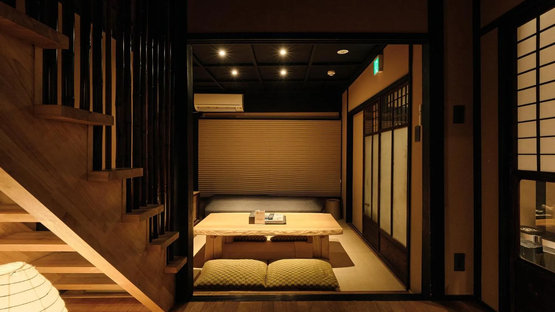 京都市Tsumugi Hachijominamotochoアパートメント 日本